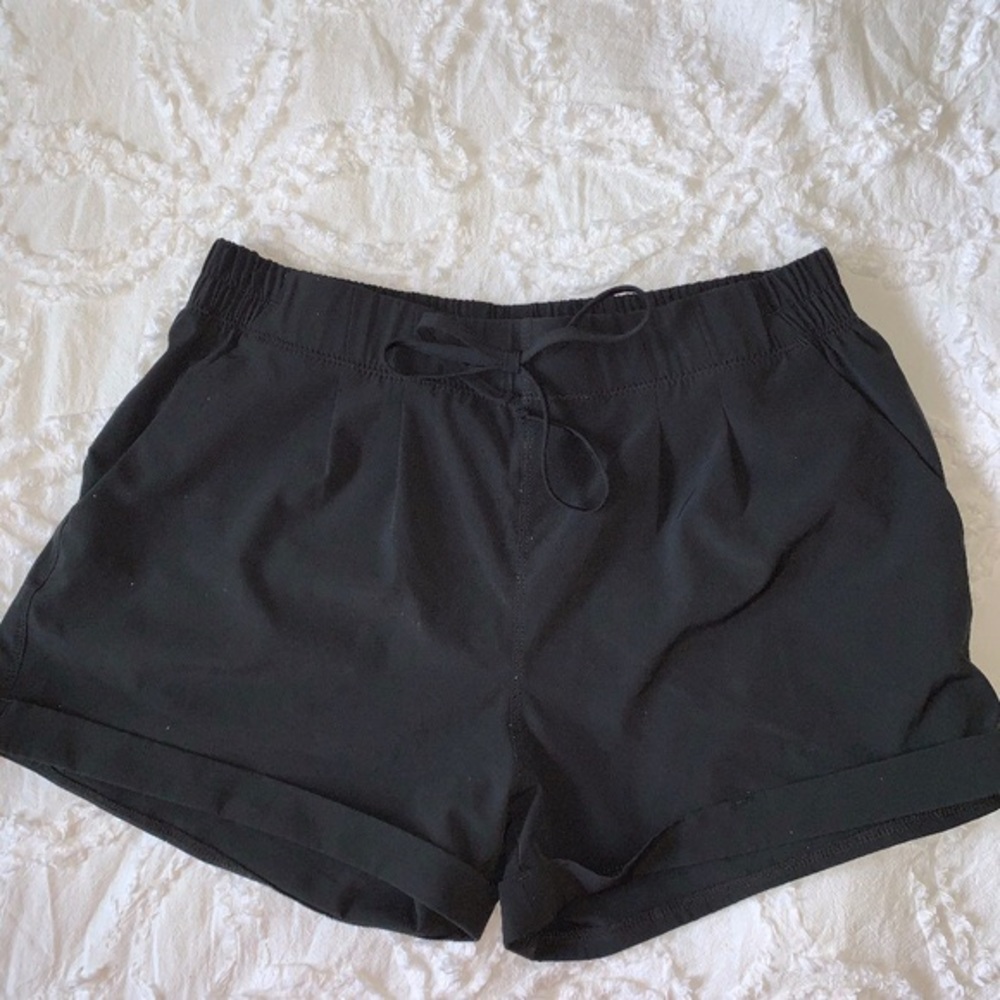 ZYIA black summer shorts
